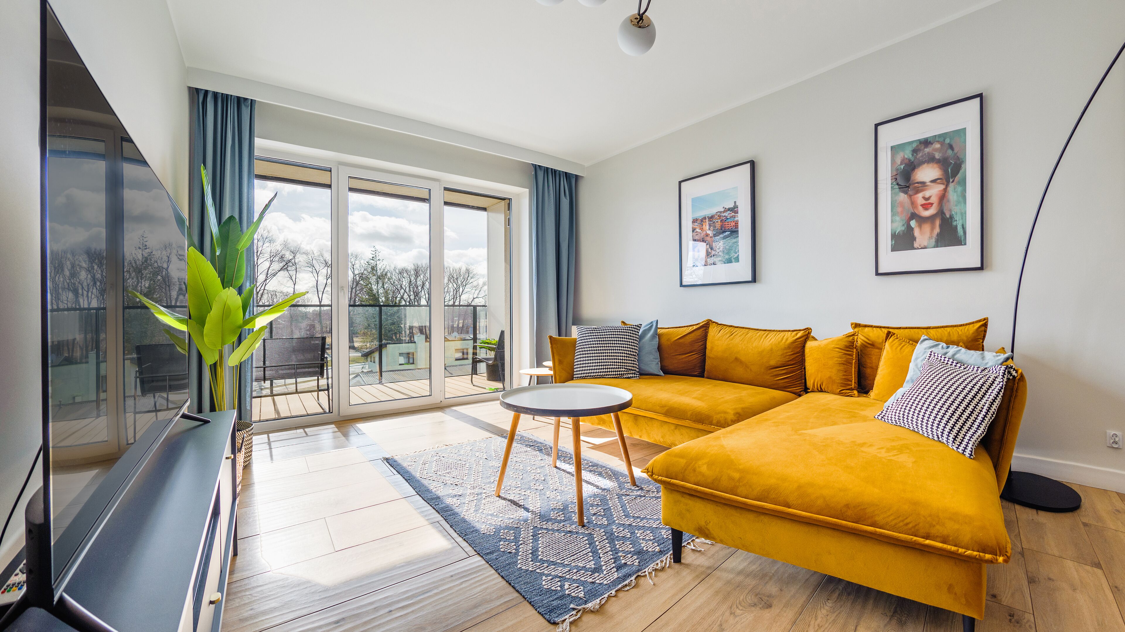 Appartement (4/39) | Coin séjour | Télévision à écran plat, table de tennis de table