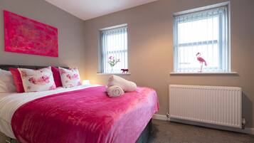 Townhome | 3 bedrooms, desk, free WiFi