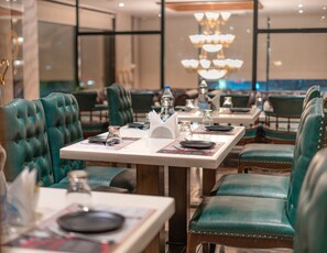 รวมอาหารเช้าแบบบุฟเฟ่ต์ ทุกวัน