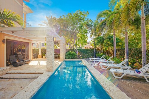 Bocobay Gold Coast Resort