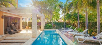 Bocobay Gold Coast Resort