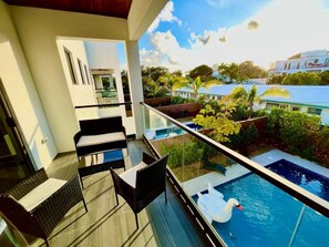 Pool - Botanical Oasis Home with 2 Pools (Fort Lauderdale)