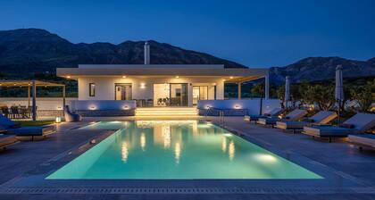 Romantic villa 5 minutes from the sea