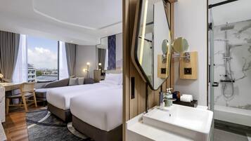 Standard Room Twin Beds | In-room safe, desk, laptop workspace, blackout drapes