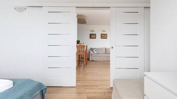 1 soverom, strykejern/-brett, wi-fi og sengetøy