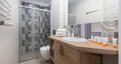 Stylish Apartment | 300 m to the Beach, Parking