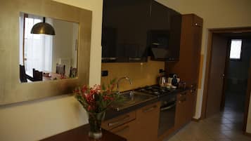 Coffee/tea maker