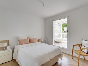 2 Schlafzimmer, Bügeleisen/Bügelbrett, Internetzugang, Bettwäsche