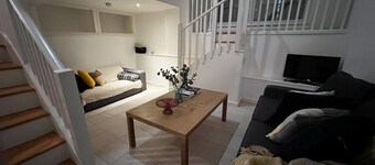 Barbican Pad by condokeeper