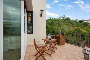 Outdoor dining - Holiday Apartment "Carmelo Y Carmela 3" with Mountain View, Private Terrace & Wi-Fi (teror)