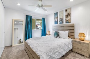 3 bedrooms, iron/ironing board, WiFi, bed sheets