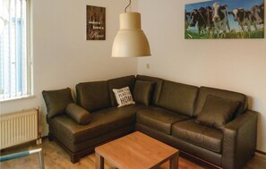 TV, stereo - 2 bedroom amazing home in Callantsoog (Callantsoog)
