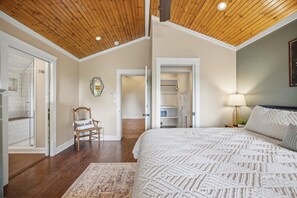 3 habitaciones, escritorio, tabla de planchar con plancha y wifi gratis 