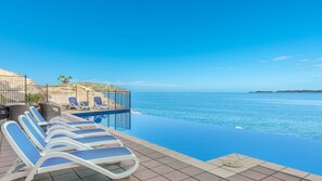 Pool - 1 Bright Point Apartment 1307 (Nelly Bay)