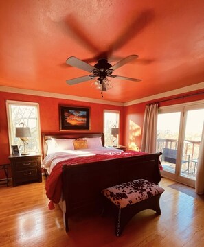 2 Schlafzimmer, Schreibtisch, Reisekinderbett, kostenloses WLAN