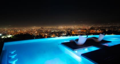 Arka Art Hotel