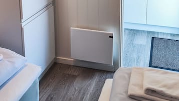 2 habitaciones, wifi gratis y ropa de cama