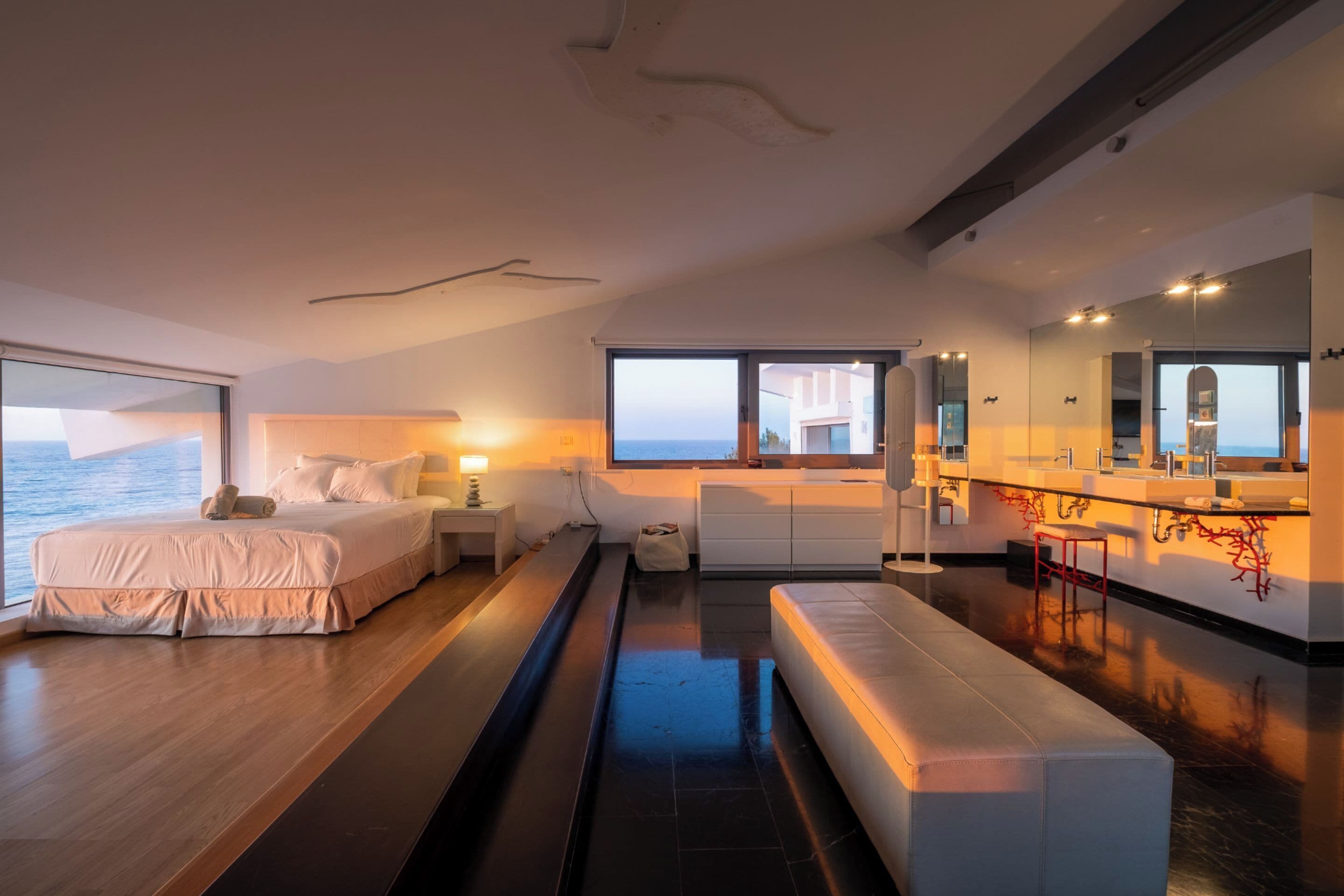 Luxury Villa, 6 Bedrooms | Egyptian cotton sheets, premium bedding, pillow-top beds, in-room safe
