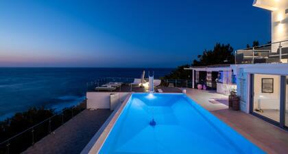 Icarus Luxury Beachfront Villa