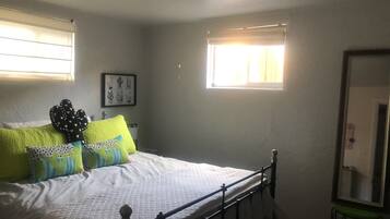 1 bedroom, iron/ironing board, free WiFi, bed sheets