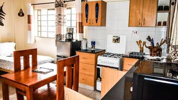 Fridge, microwave, oven