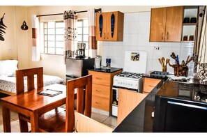 Fridge, microwave, oven