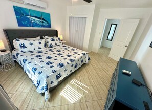 1 bedroom, travel cot, WiFi, bed sheets