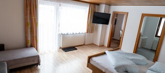 Vacation apartment Lechtl 1