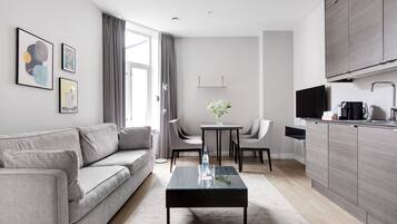 1 Bedroom Apartment with Sofa Bed | 1 bedroom, premium bedding, down duvets, in-room safe