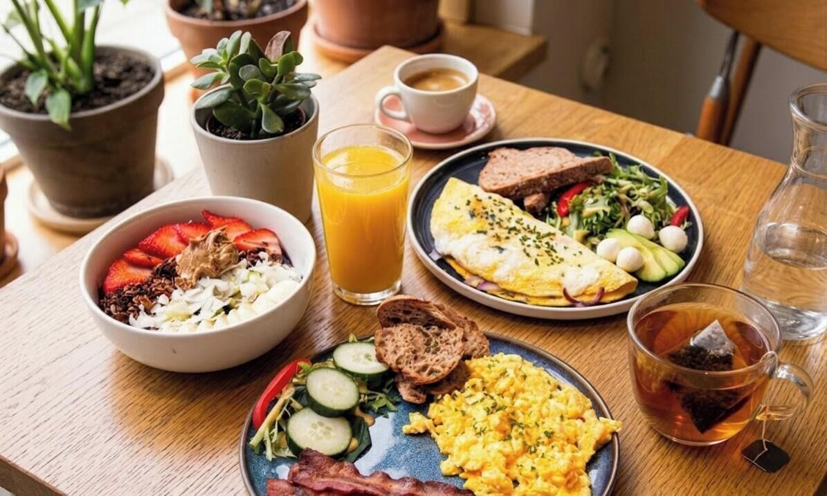 朝食