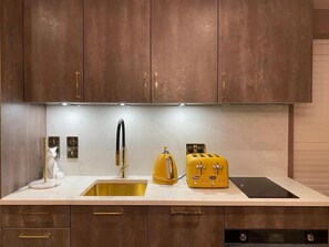 Exclusive Cottage | Private kitchen | Full-size fridge, microwave, oven, stovetop