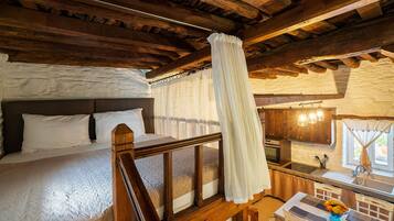 1 chambre, fer et planche Ă repasser, Wi-Fi gratuit, draps fournis