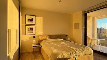 1 dormitorio, tabla de planchar con plancha, wifi gratis y ropa de cama