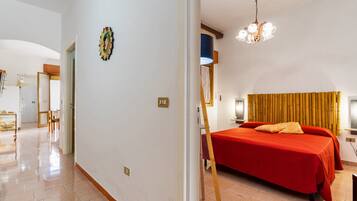 2 bedrooms, bed sheets