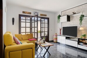TV