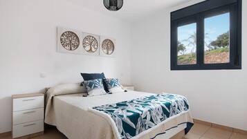 2 sovrum, strykjärn/strykbräda, gratis wi-fi och sängkläder