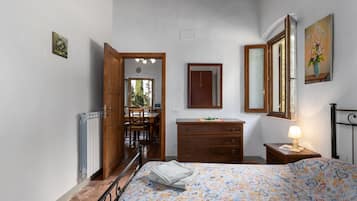 8 habitaciones, wifi gratis y ropa de cama