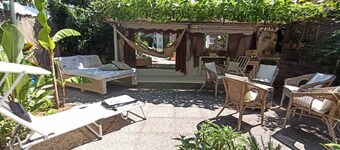 Single cottage with 6 beds and garden (CIN: IT046033C2FHIIU2HV)