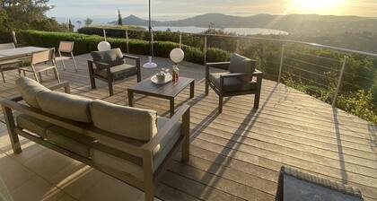 Villa for 10 people - swimming pool - 180° panoramic view - 5 air-conditioned bedrooms