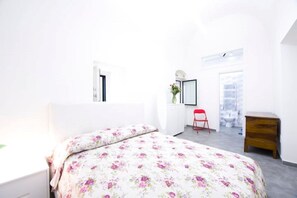 2 Schlafzimmer, Schreibtisch, Bügeleisen/Bügelbrett, kostenloses WLAN