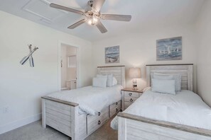 3 bedrooms, desk, iron/ironing board, travel cot
