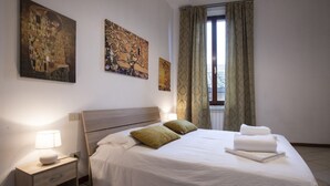 Unclassified image, 5 of 32, button - Casato Diciannove, a few steps from Piazza del Campo (Siena)