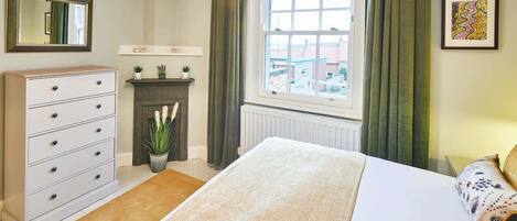 2 Schlafzimmer, Bügeleisen/Bügelbrett, kostenloses WLAN, Bettwäsche