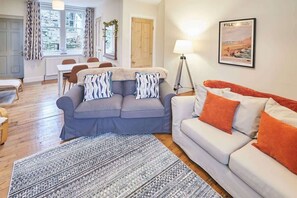 TV, fireplace, DVD player, offices