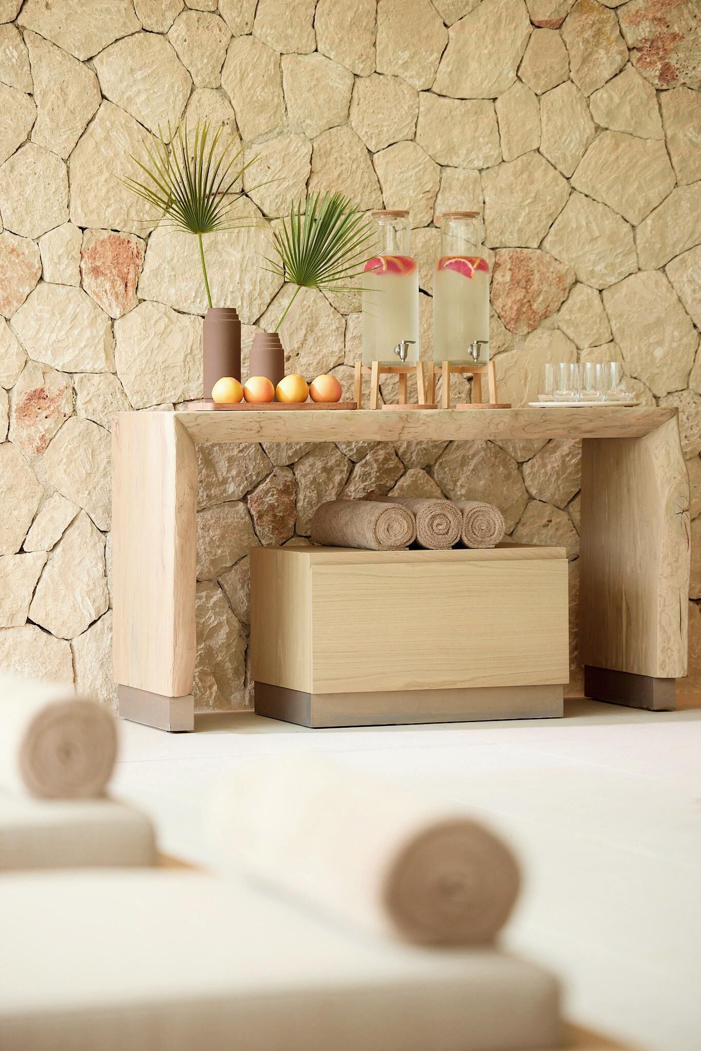 Sauna, body treatments, body wraps, body scrubs, thalassotherapy