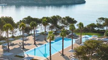 6 piscinas al aire libre, sombrillas, tumbonas