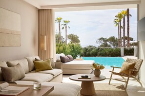 Minibar, in-room safe, laptop workspace, blackout drapes - Ikos Porto Petro – All inclusive (Santanyi)