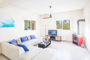 Smart TV, DVD player