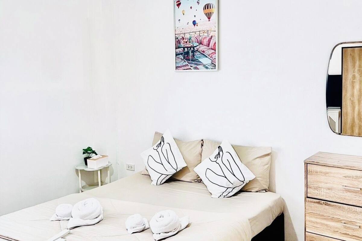 Standardværelse - 1 soveværelse - ikke-ryger - balkon | Minibar, mørklægningsgardiner, gratis Wi-Fi, individuelt design