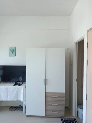 Didekorasi berbeda-beda dan dilengkapi dengan perabotan berbeda-beda